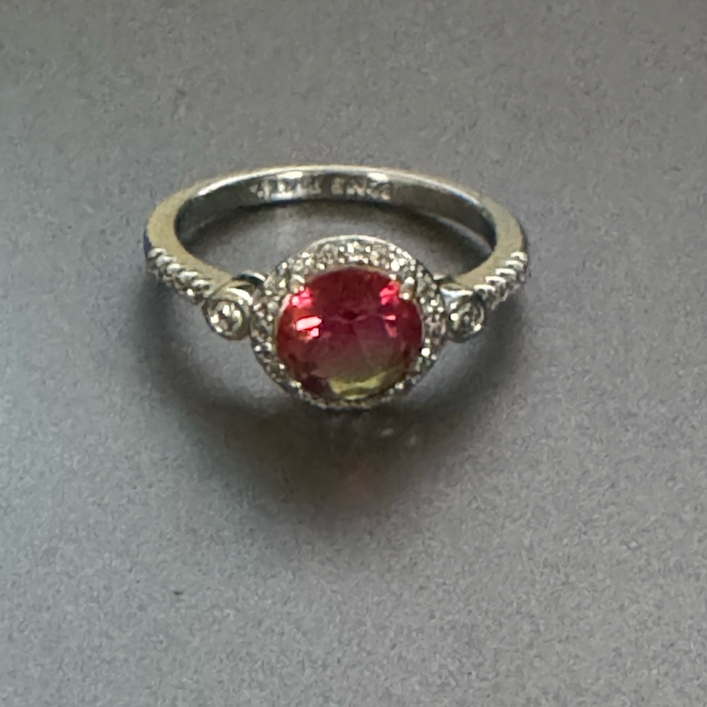 Bomb Party sz 9 Ring